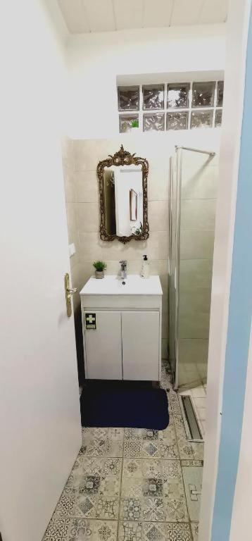 Home & Flower - Private Bedrooms Funchal Εξωτερικό φωτογραφία