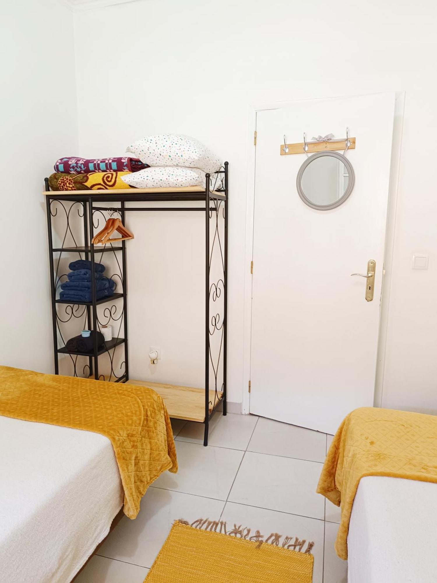 Home & Flower - Private Bedrooms Funchal Εξωτερικό φωτογραφία