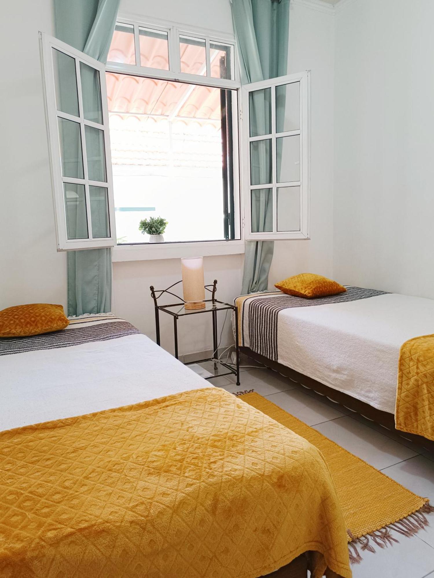 Home & Flower - Private Bedrooms Funchal Εξωτερικό φωτογραφία