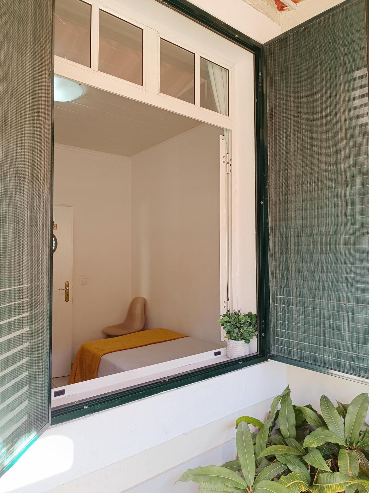 Home & Flower - Private Bedrooms Funchal Δωμάτιο φωτογραφία